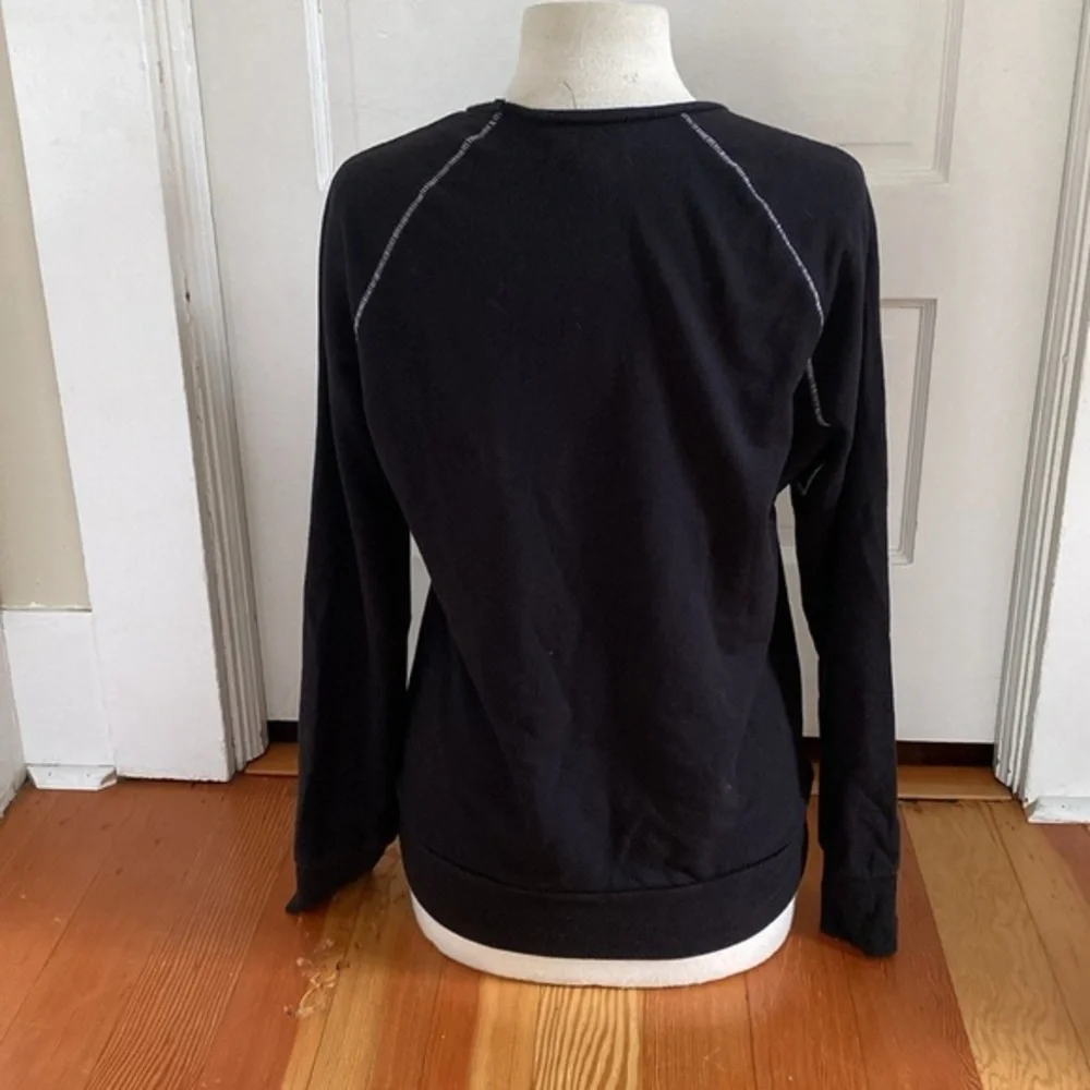 Velvet‎ Long Sleeve Black Pullover Small